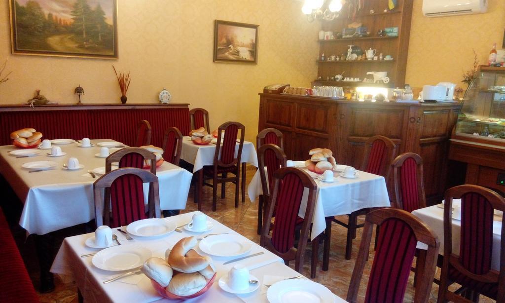 Csillag Panzio Hotel Vac Bagian luar foto